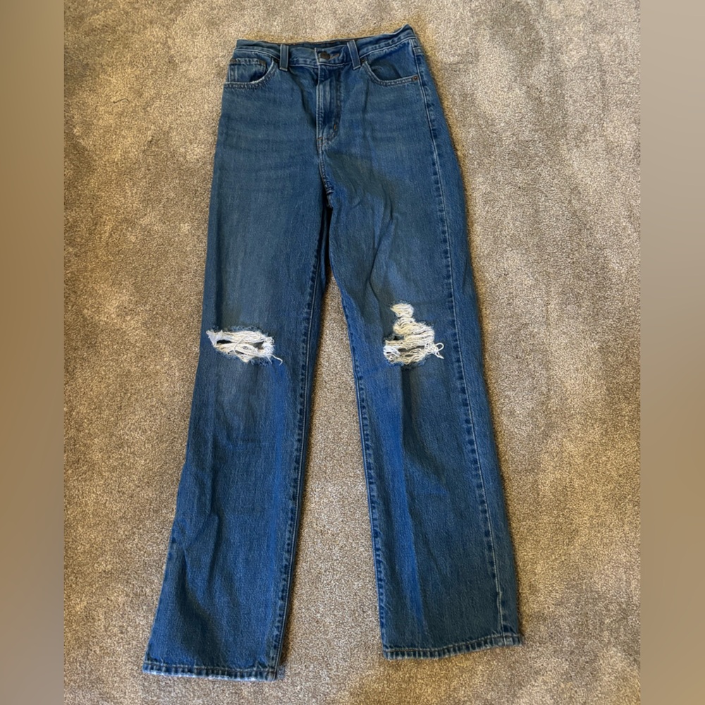 Levi's Women's Straight Leg Jeans - Distressed Blue